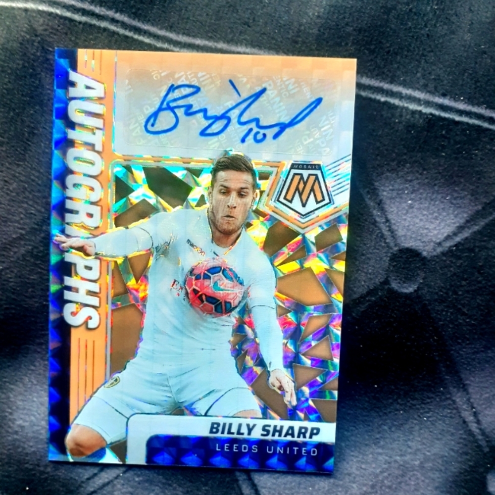 BILLY SHARP/50 Auto Mosaic Soccer card